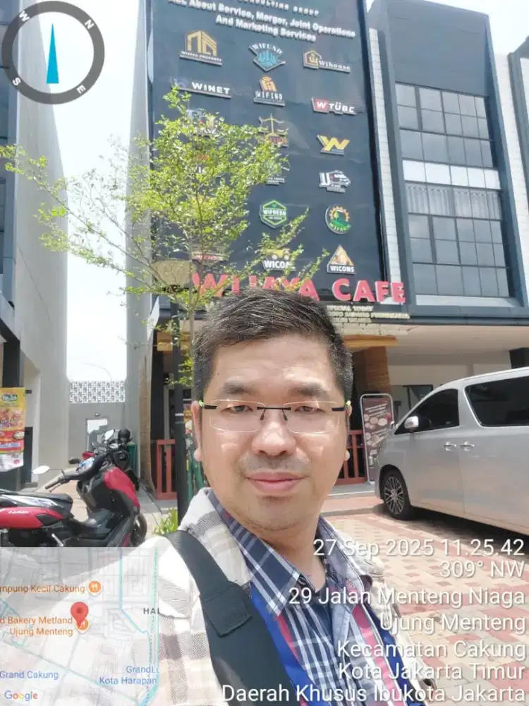 Aku mencari pekerjaan utk kebutuhan melamarkan CV sendiri