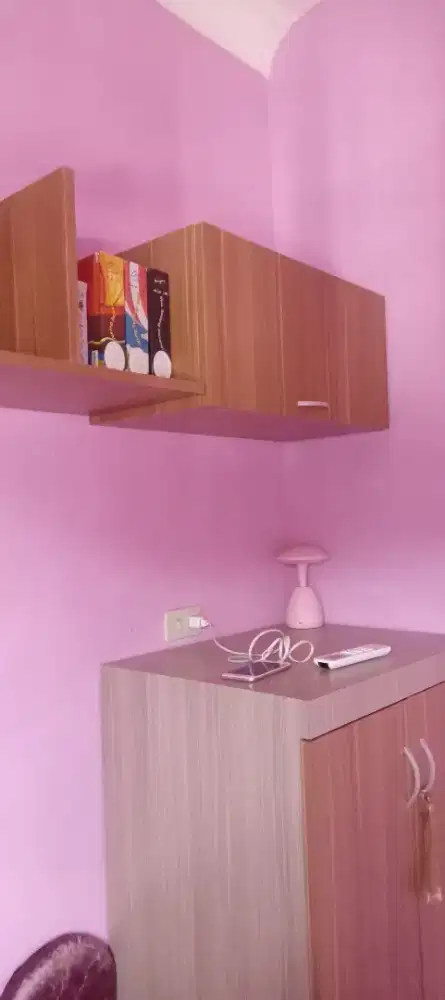 Tempat tidur set kamar lengkap (cewek 1 s.d 13thn)