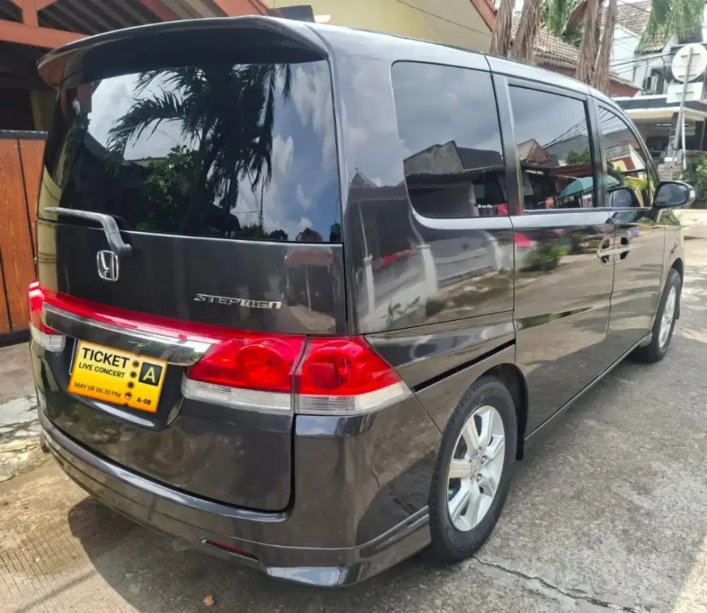 Honsa Stepwagon RG3 2005 a/t jdm cbu