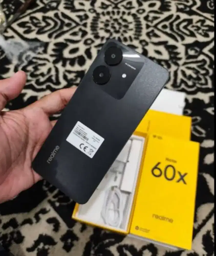 Jual realme hitam note 60x ram 4+8gb penyimpanan 128gb barang mulus