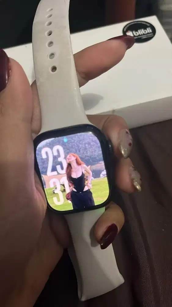 Iwatch series 42mm garansi blibli
