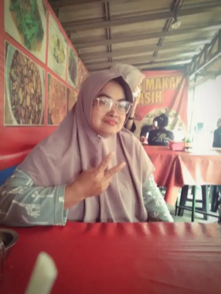 mencari pekerjaan  freelance bisa bulanan juga bisa tergantung job