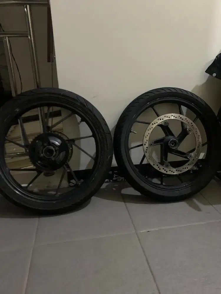 Velg depan dan belakang satria fu