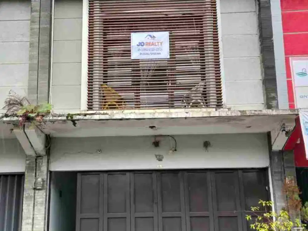 Dijual Ruko 2 lt, Taman Kopo Ketapang , akses Tol dekat, Jalan utama lebar(2 jalur), strategis