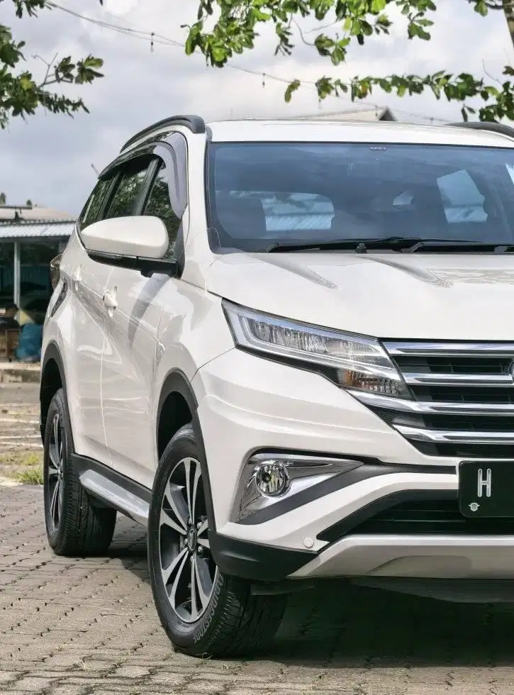 KM 30rb Terios R Deluxe 2022 Automatic Plat H Istimewa