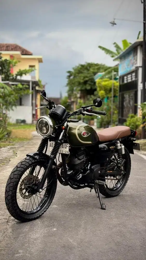 Kawasaki W175 SE RETRO AD SIAP GAS TOURING