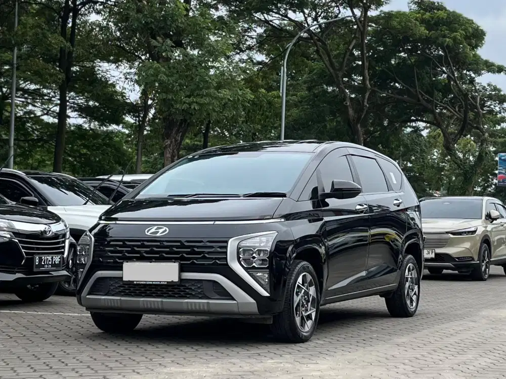 TERAWAT!! HYUNDAI STARGAZER STYLE AT MATIC 2022 HITAM KM 41RB