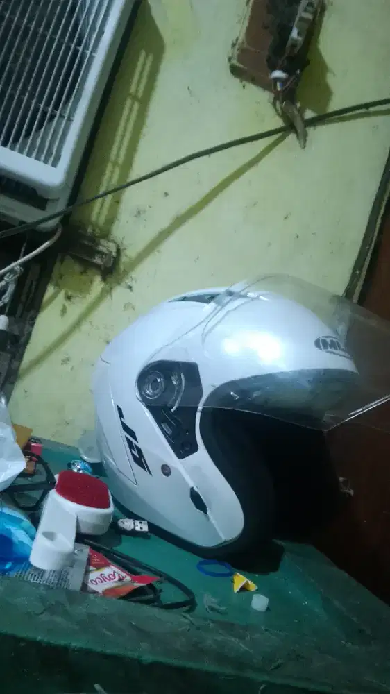 Helem j5 200rb Lok jakarta Barat