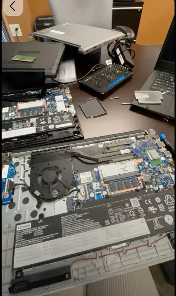 Terima hp laptop mati, logam juga bisa