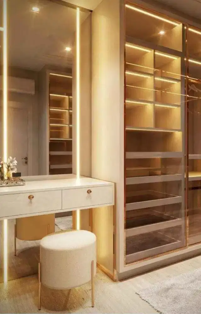 LEMARI PAKAIAN MINIMALIS