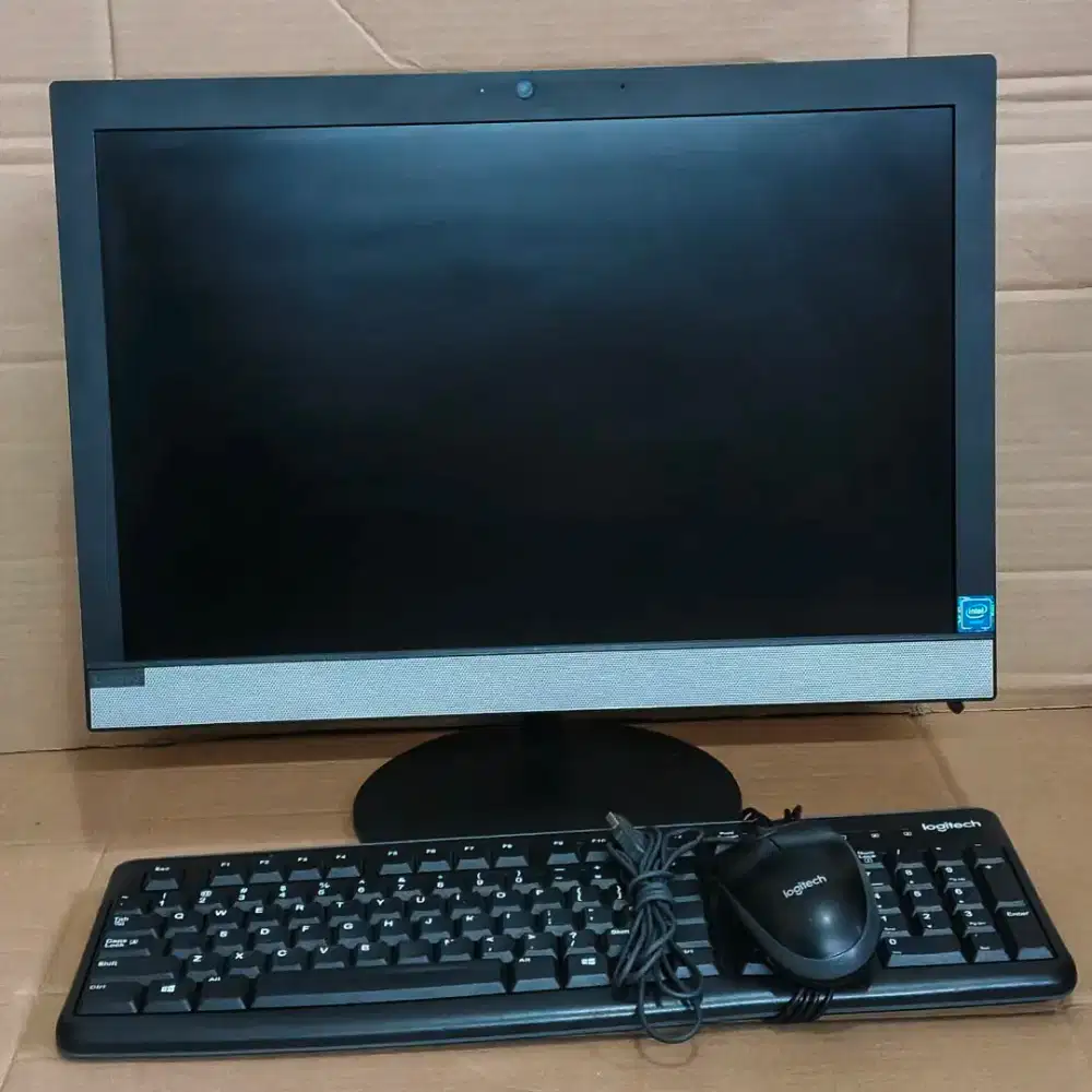 PC AIO Lenovo V130-20IGM Intel Celeron j4005 RAM 4GB SSD 256GB WIN 10