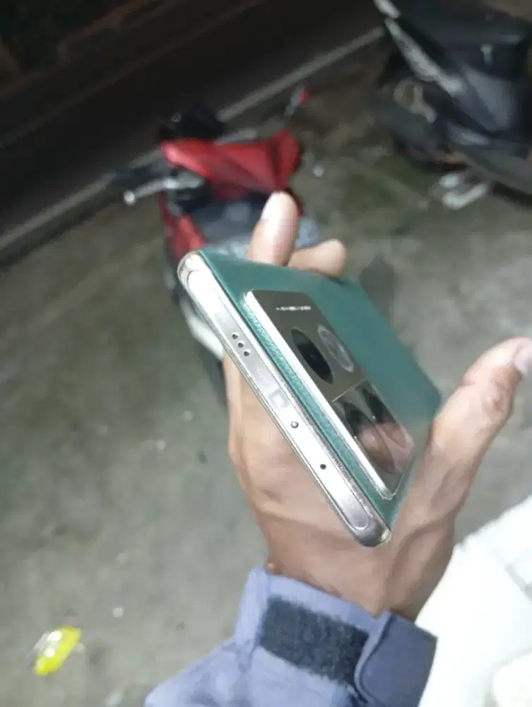 Infininix note 40 pro 8/256