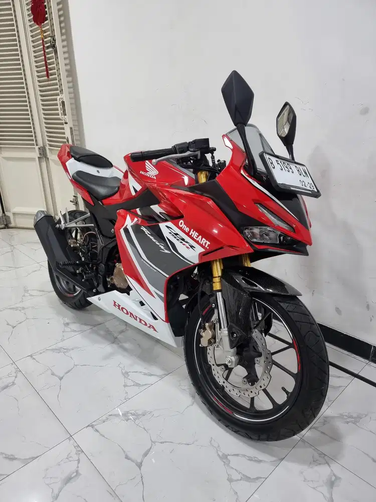 Honda CBR 150 R USD LED Fi Racing Red 2024 bln 2  Kredit DP 3 jutaan