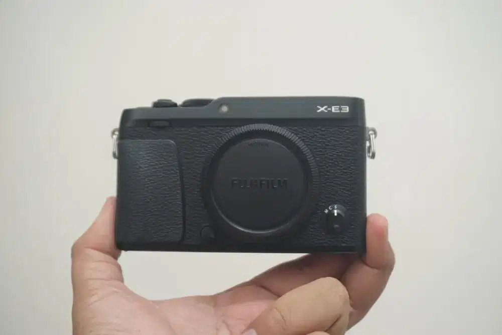 FUJIFILM XE3 FUJI X-E3 XE 3 BODY ONLY BO KAMERA MIRRORLESS