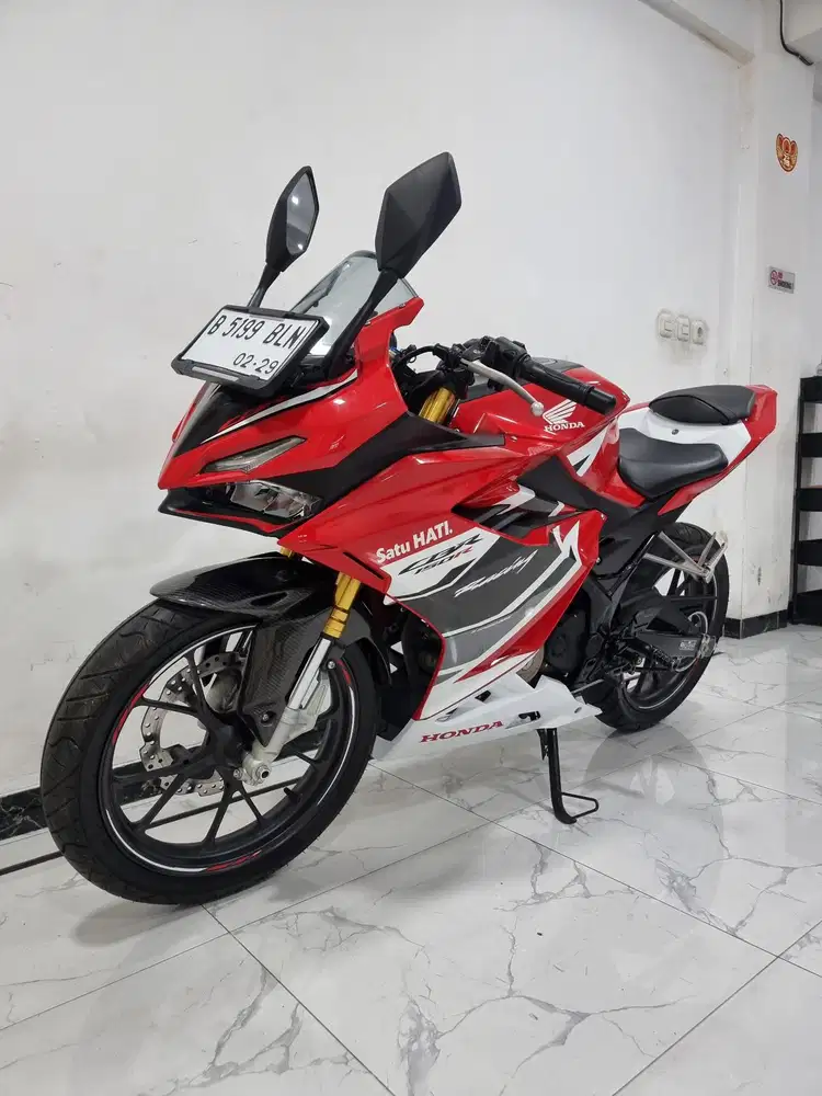 Honda CBR 150 R USD LED Fi Racing Red 2024 bln 2  Kredit DP 3 jutaan