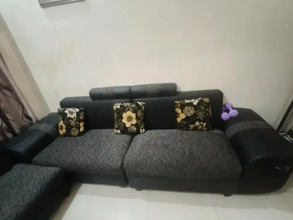 Dijual BU sofa leter L+meja
