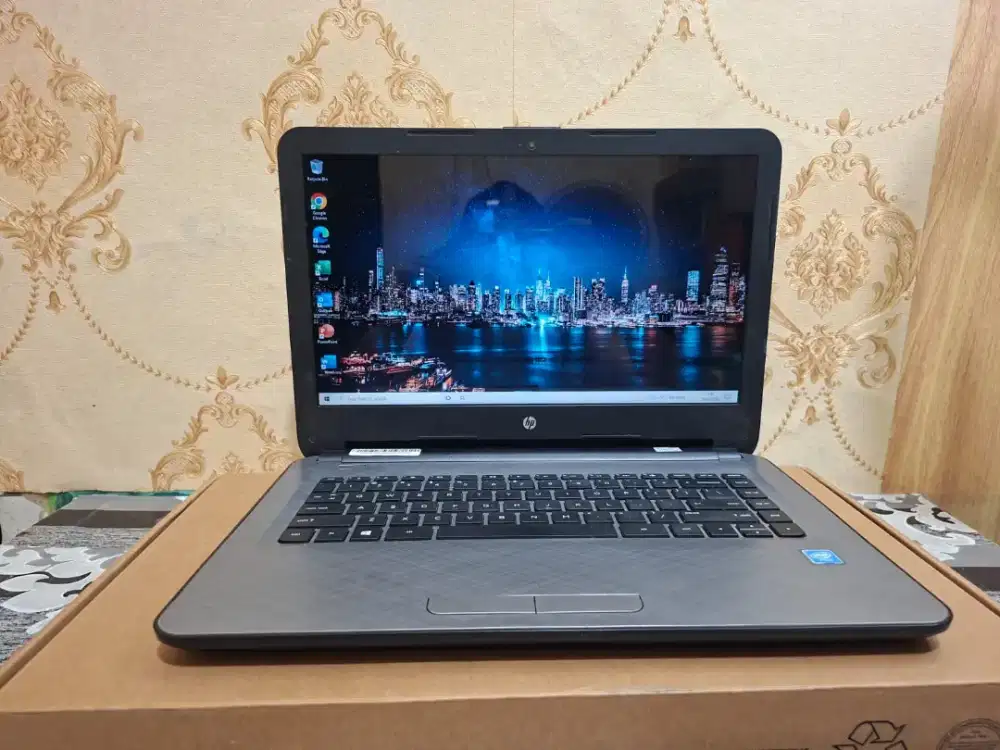 Laptop HP 14 Silver -CELERON N3050 - 4GB -HDD 500GB -SIAP PAKAI