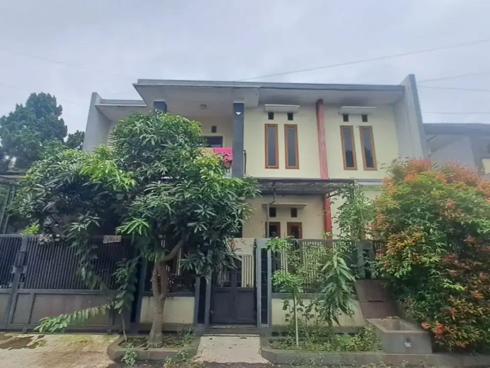 SOLUSI KELUARGA BESAR! Rumah 6 Kamar Margahayu Raya, Siap Huni & Nego