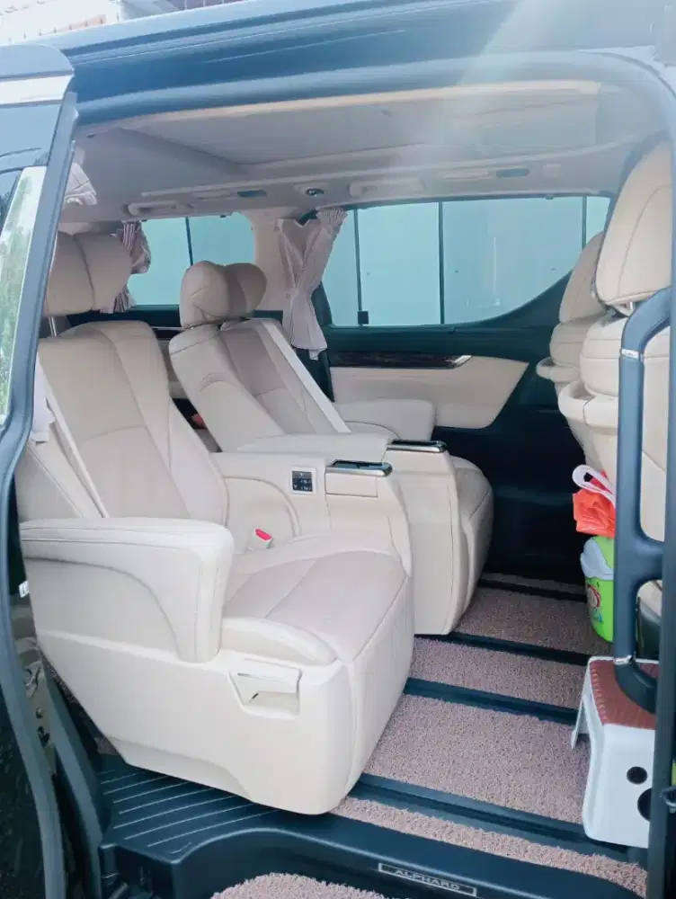 Alphard mulus tahun 2023