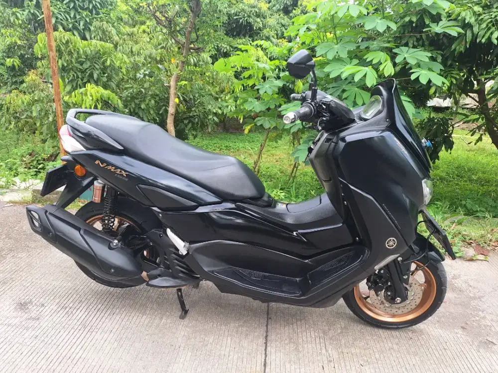 Nmax 2021 km rendah bisa cash/kredit syariah TERMURAH