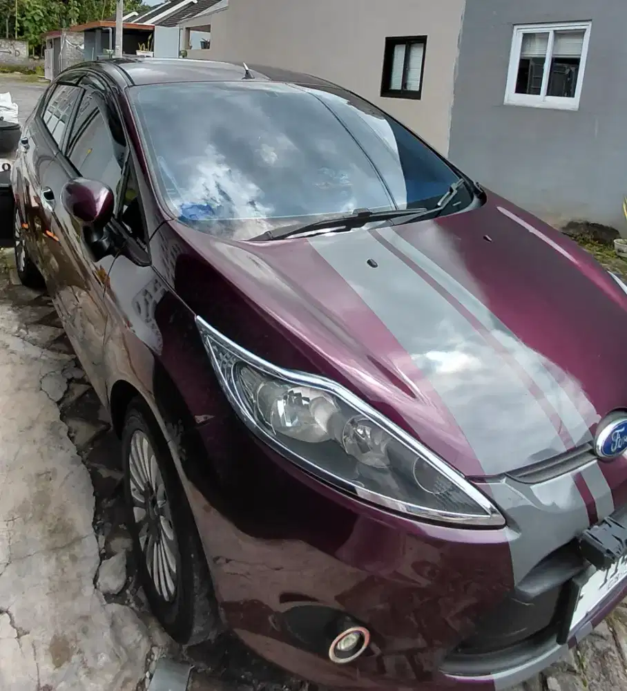 Ford fiesta 1,4 A/T TREND