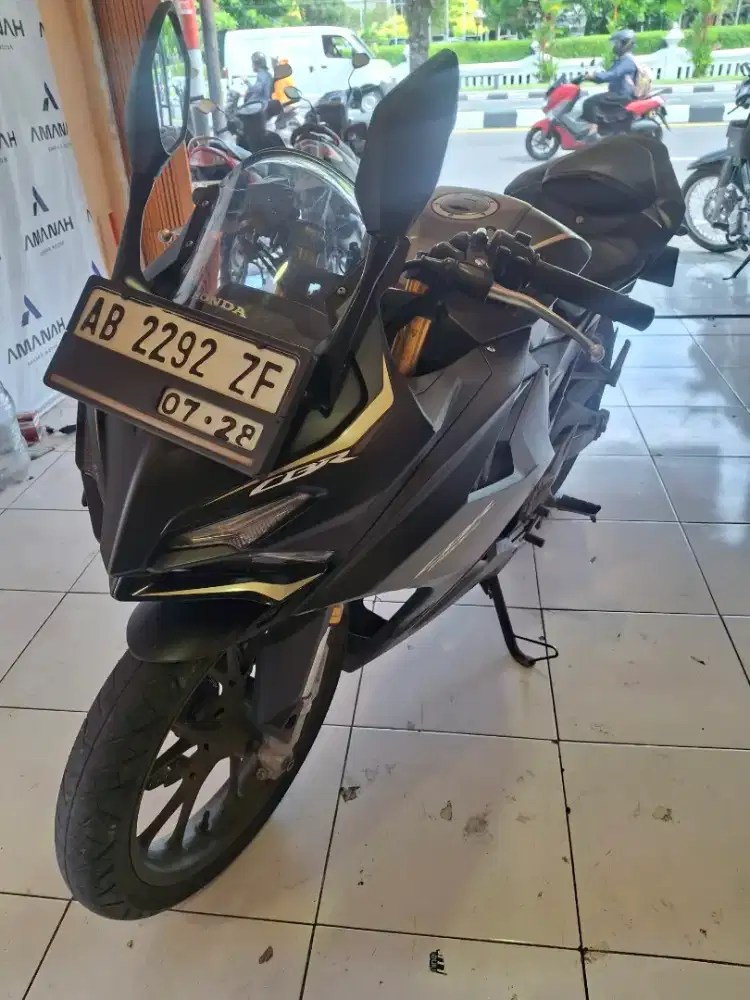Honda CBR 150 abs th 2023 ab slman