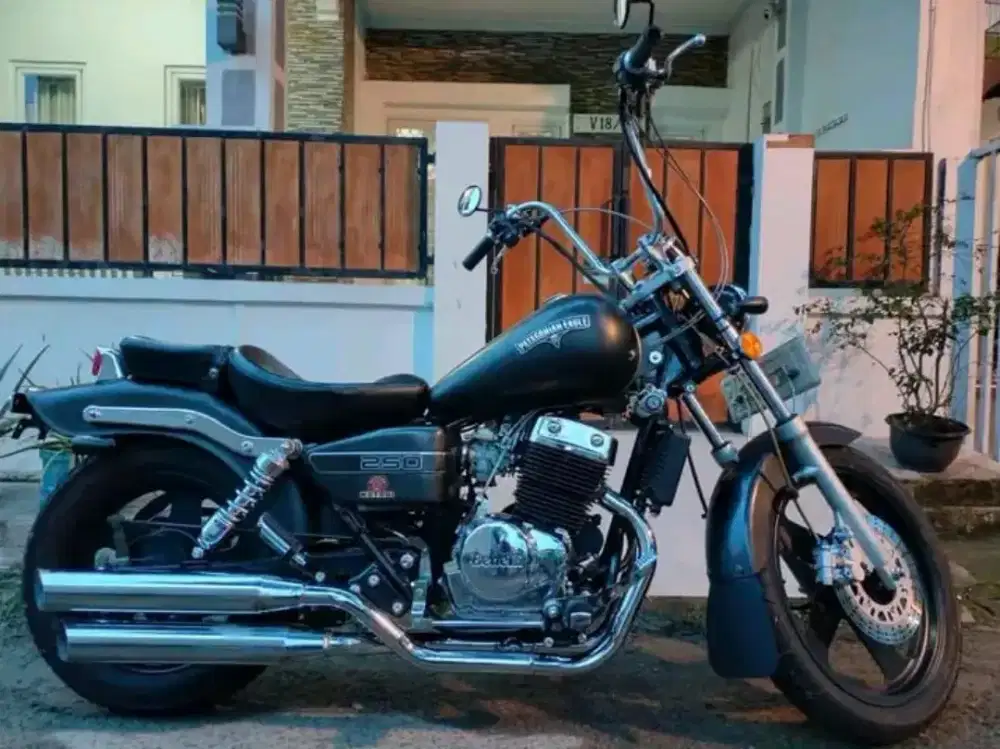 Beneli PE 2019 250CC