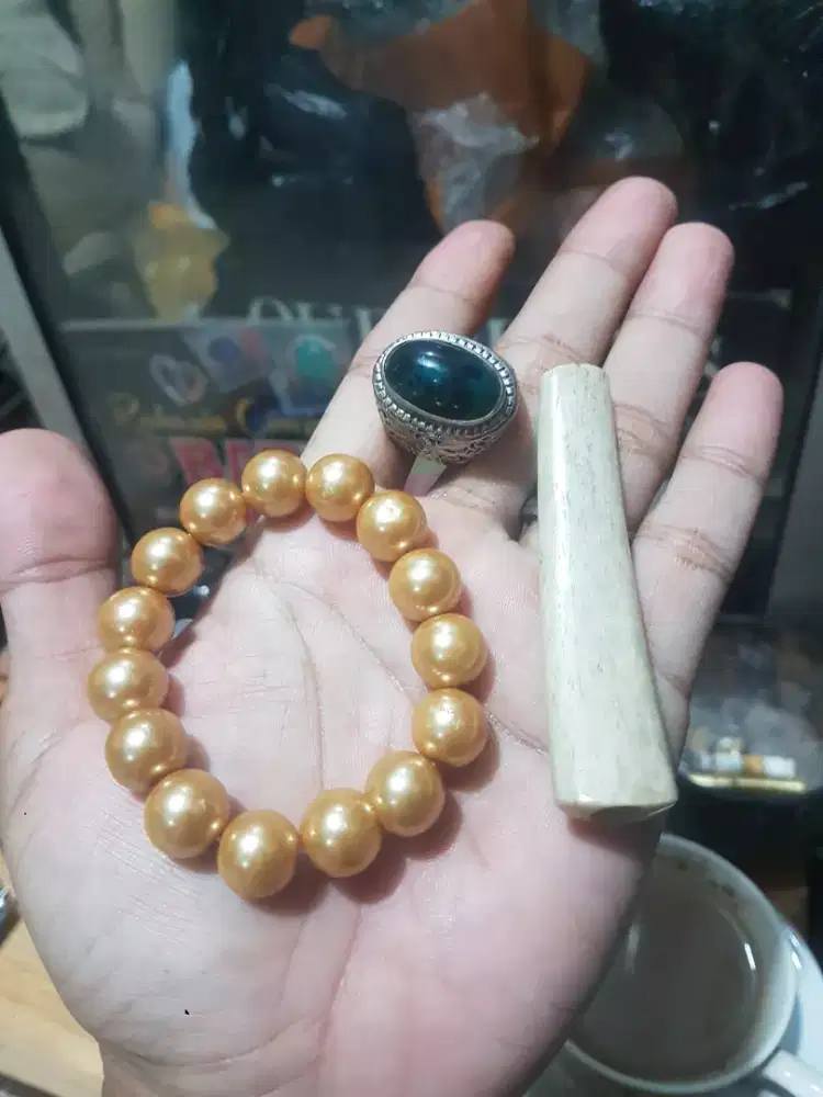 batu bacan pipa dan gelang mutiara natutal