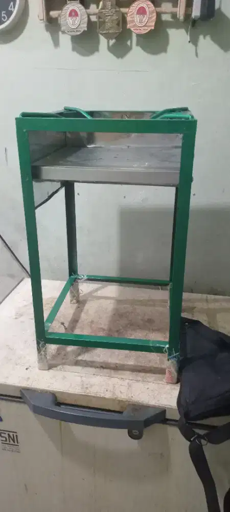 Dudukan kompor mawar