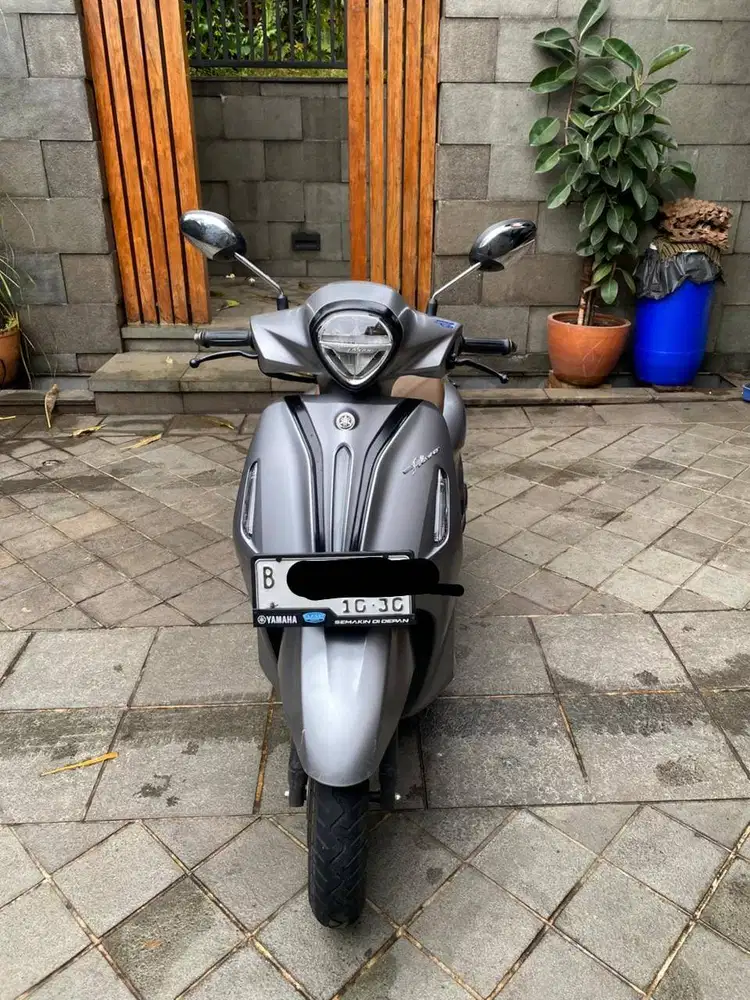 Yamaha Grand Filano Hybrid Lux