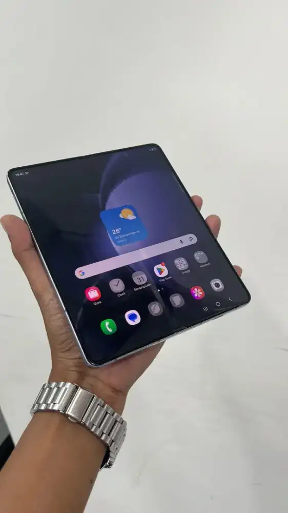 Samsung Galaxy Z Fold 5 Ram 12/256Gb Fullset normal