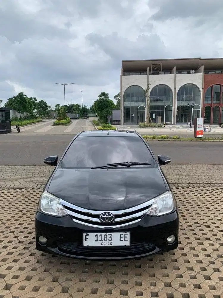Toyota Etios Valco G MT 2014 Dp 7jt