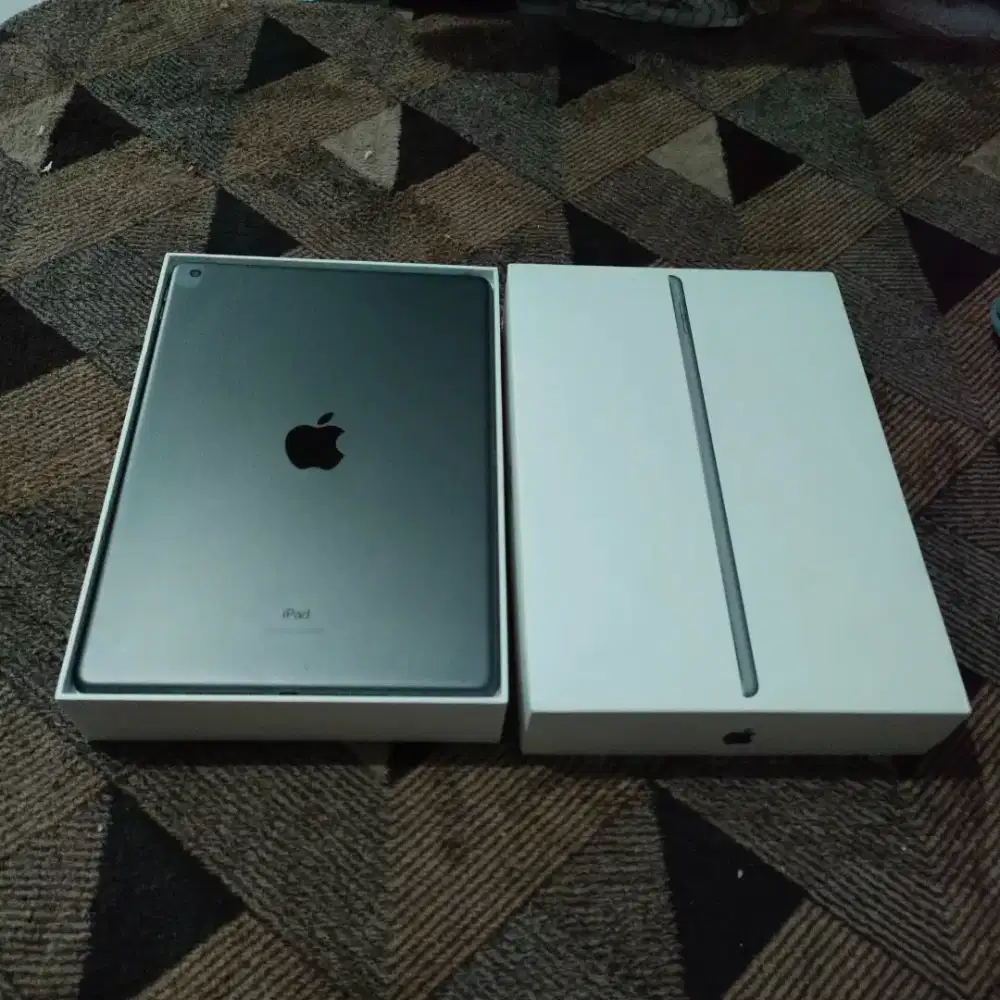 IPAD 7 32 GB WIFI INTER