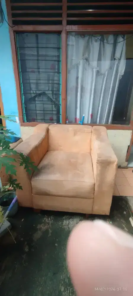Sofa keluarga panjang pendek
