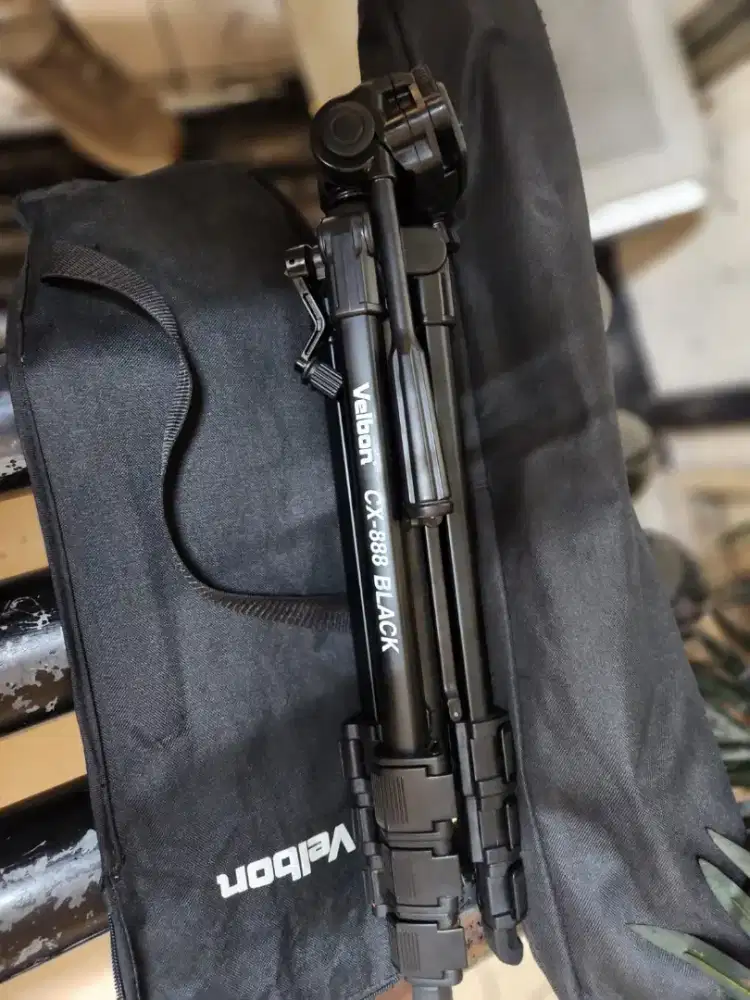 Jual tripod bekas murah ada 2 gan
