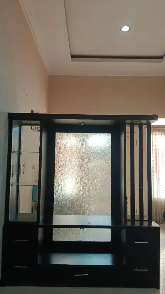 Partisi 2 sisi / buffet tv