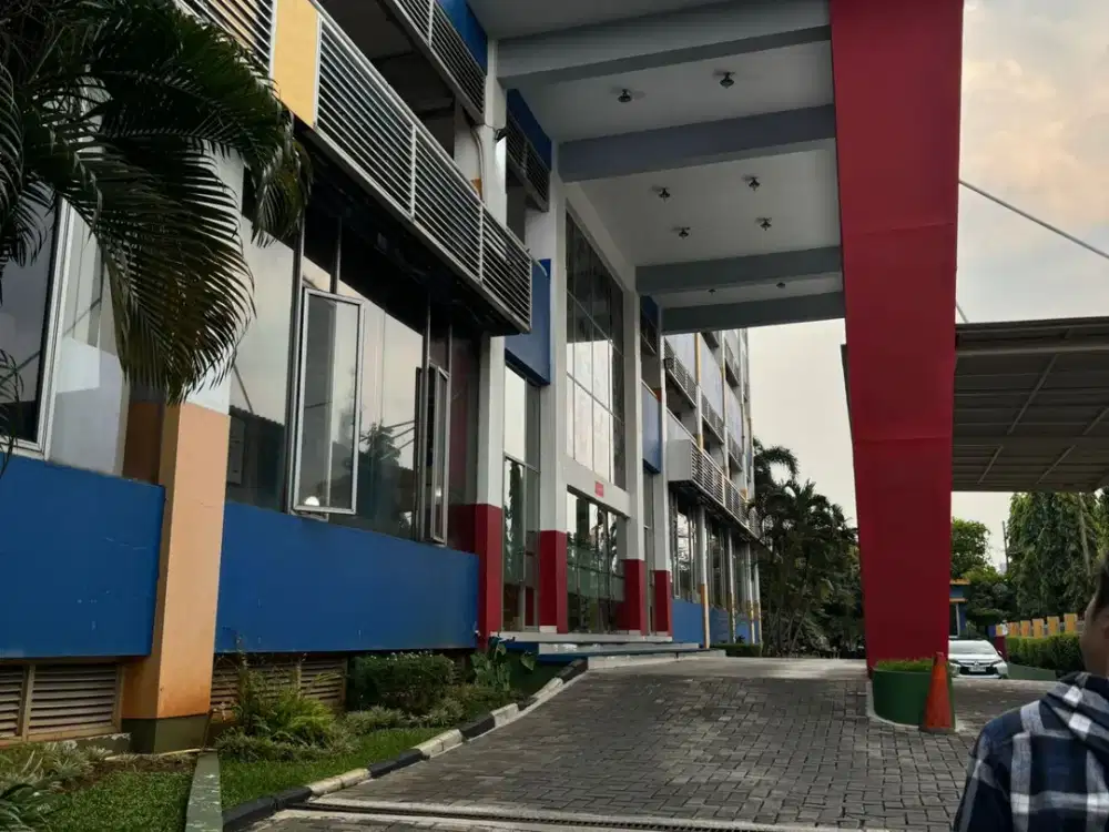 Gedung Eks Sekolah Kelapa Gading Dijual Bawah NJOP