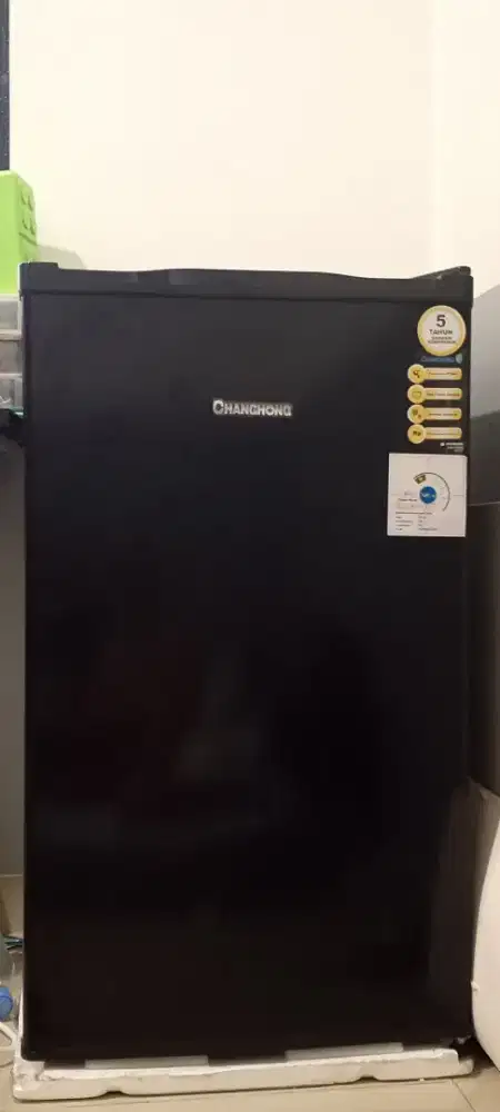 Jual cepat Kulkas Changhong mini 100l