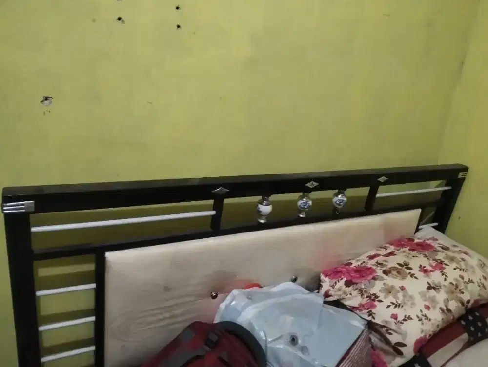 Dipan besi masih bagus