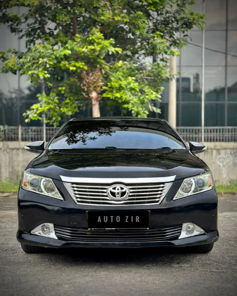 CashCreditSama Toyota Camry V 2.5 2014