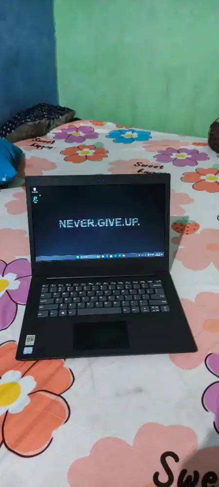 laptop lenovo 130 14iKB i3,ram 8gb,ssd 128gb