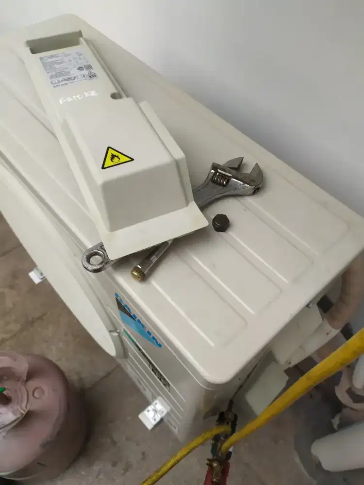 SERVICE AC JAKARTA SELATAN