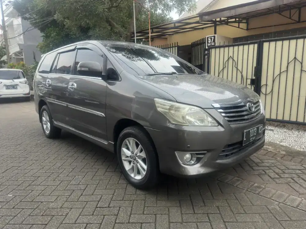 Toyota Kijang innova V 2.0 bensin matic grey abu abu 2012