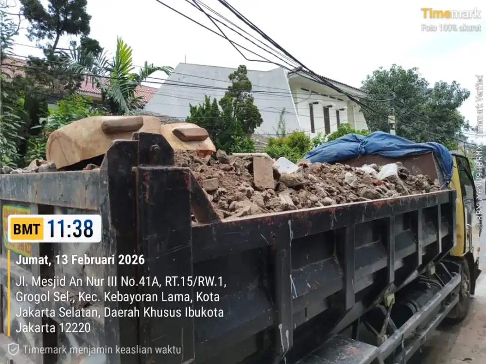 Jasa buang puing dan sampah