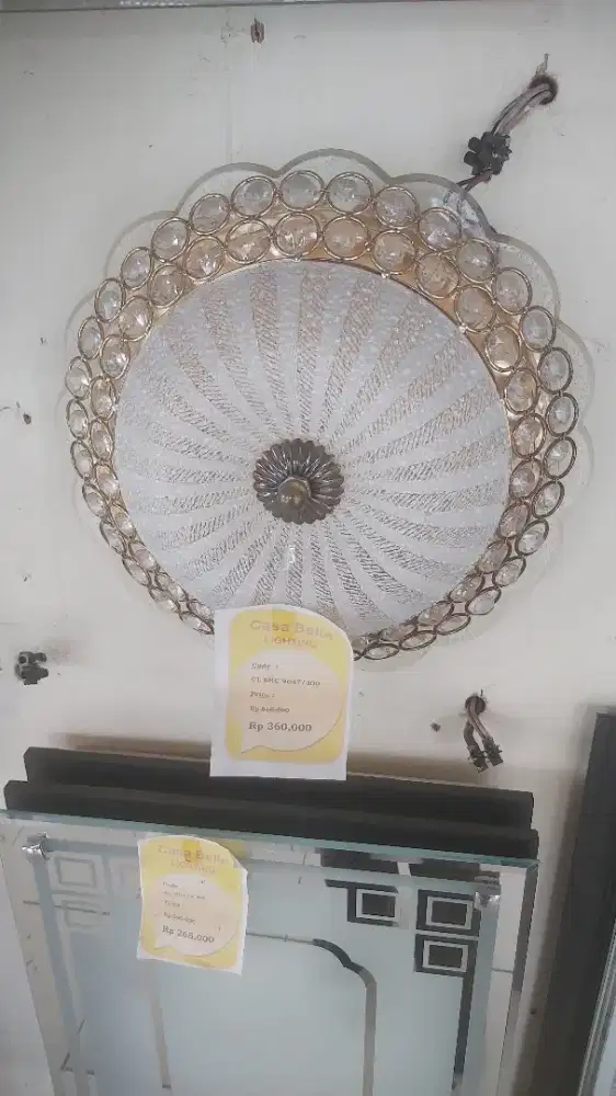 Lampu plafon crystal