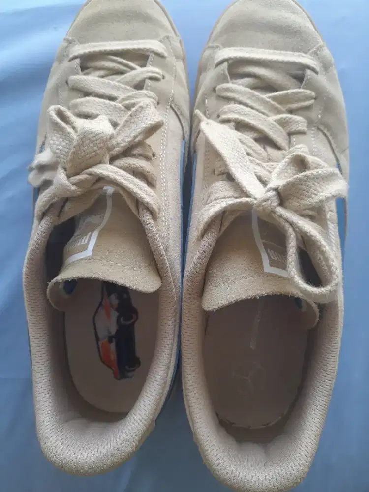 PUMA SUEDE VERSI AMG
 kondisi 80%