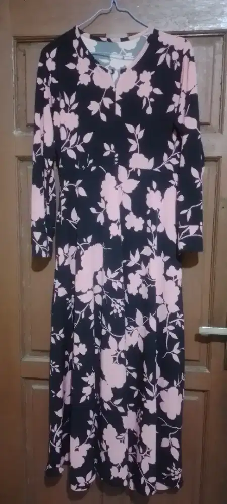 Gamis perempuan dewasa