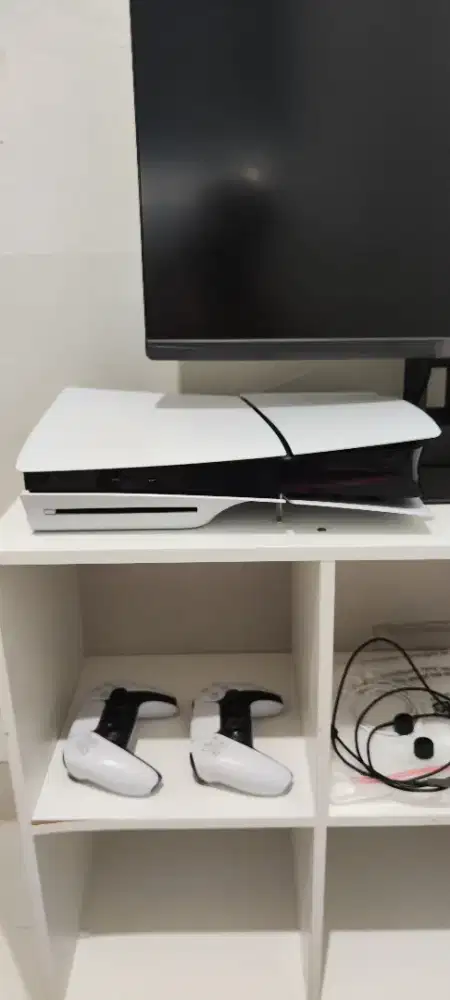 PS 5 SLIM DISC VERSION - CF1 2018 - MULUSSS