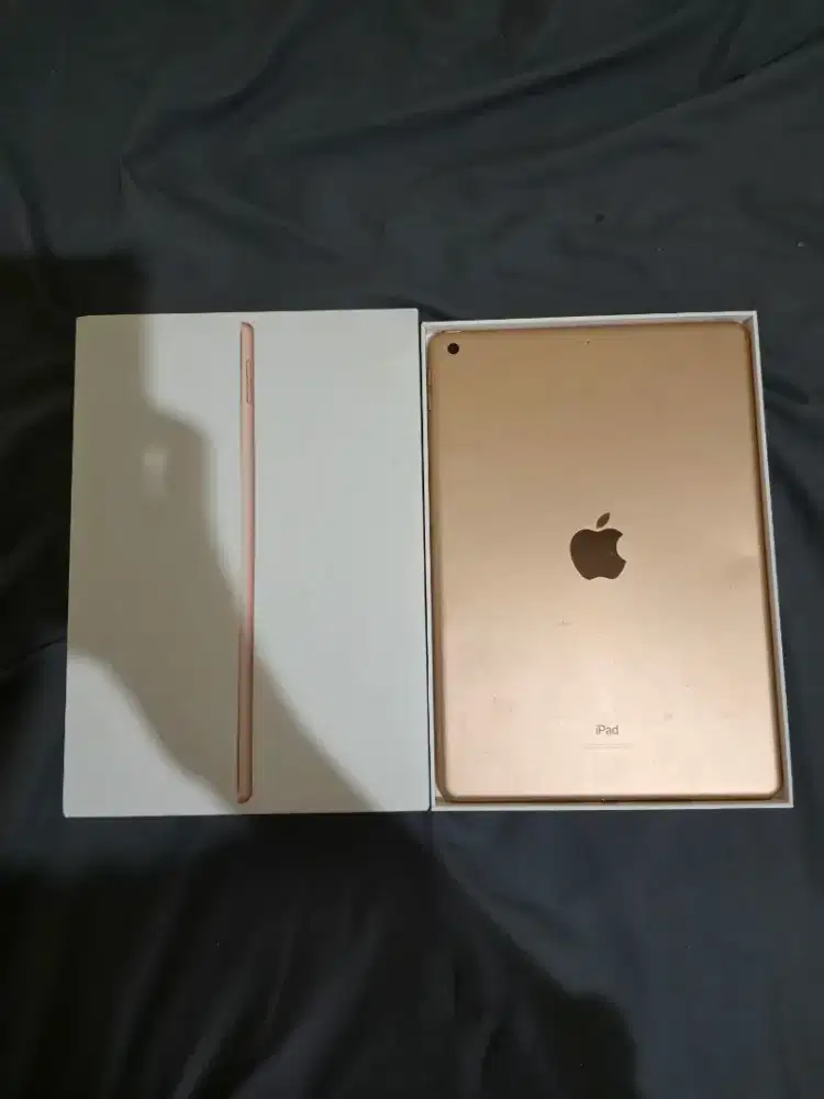 iPad 8 128gb iBox wifi only