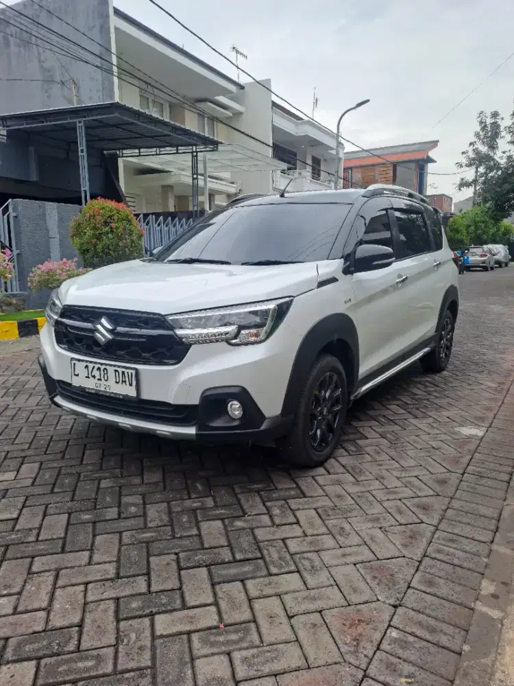 (BARATA JAYA NO 17) SUZUKI XL7 ALPHA HYBRID TWO TONE MANUAL 2024